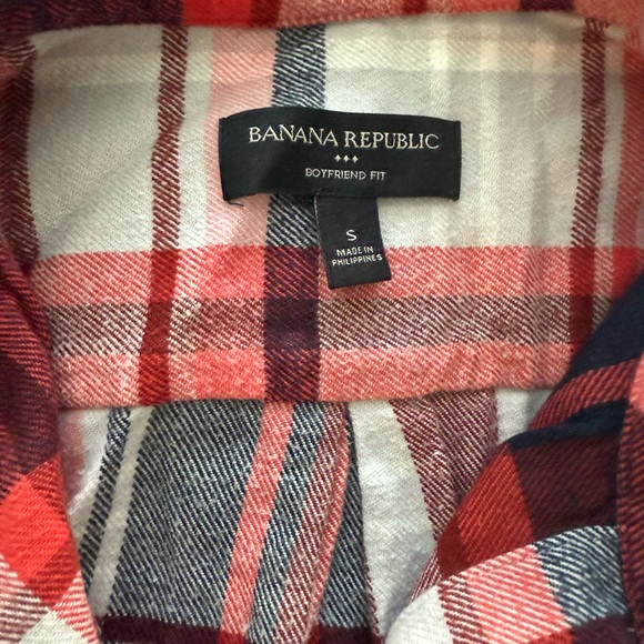 Banana Republic Cotton Boyfriend Fit Plaid flannel button down - Picture 2 of 3